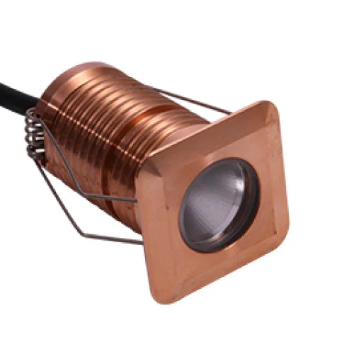 Track lighting for adding a touch of eleganceLuxR Lighting Modux Four Square Recessed Plug