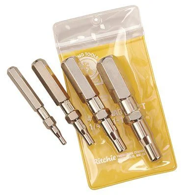 White track lighting for a clean lookSwaging Set 4 Piece
