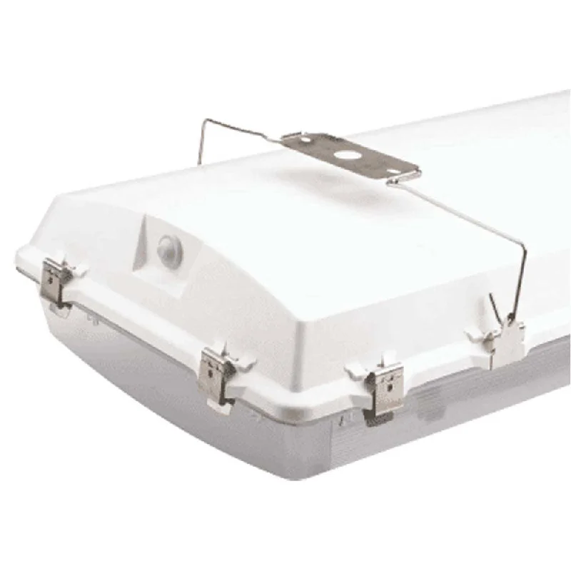 Track lighting with a minimalist track designAtlas Lighting Ceiling Mount Bracket for ILW 80-271CMB Track lighting with a minimalist track designAtlas Lighting Ceiling Mount Bracket for ILW 80-271CMB