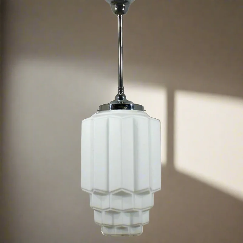 Modern Minimalist Ceiling Lights for Contemporary InteriorsModern Minimalist Ceiling Lights for Contemporary InteriorsChrysler Pendant